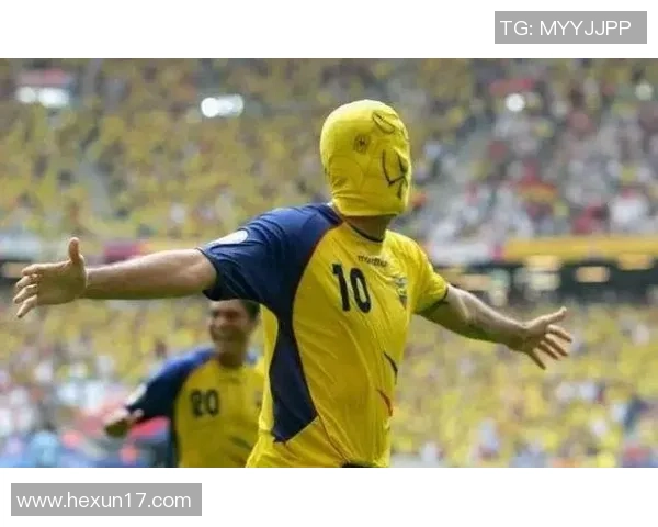 猜猜他是谁 足球球星面具下的秘密身份大揭秘