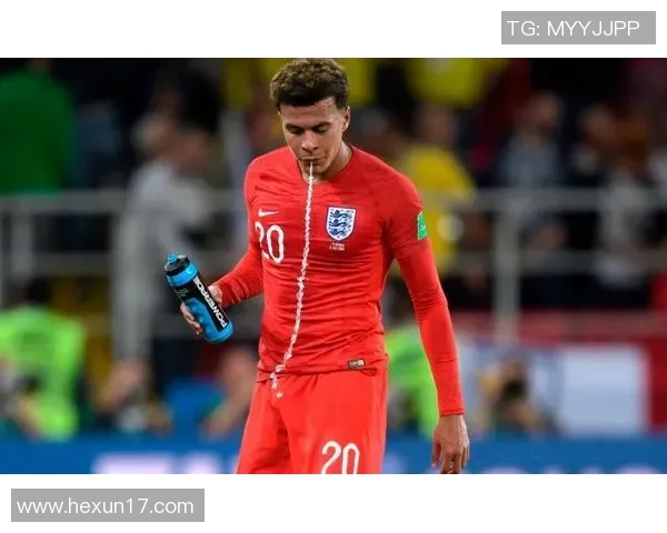 足球明星在赛场上的紧急尿尿时刻引发热议：职业运动员如何应对生理需求