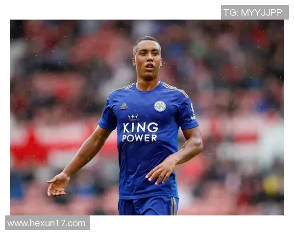 足球球星纹身大揭秘 哪些球员在赛场外拥有独特的身体艺术